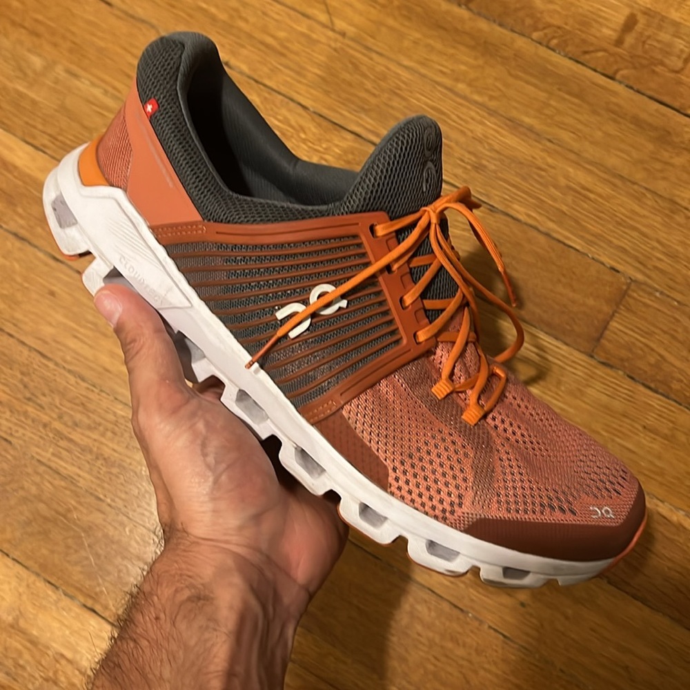 ON RUNNING CLOUDSWIFT SZ 12